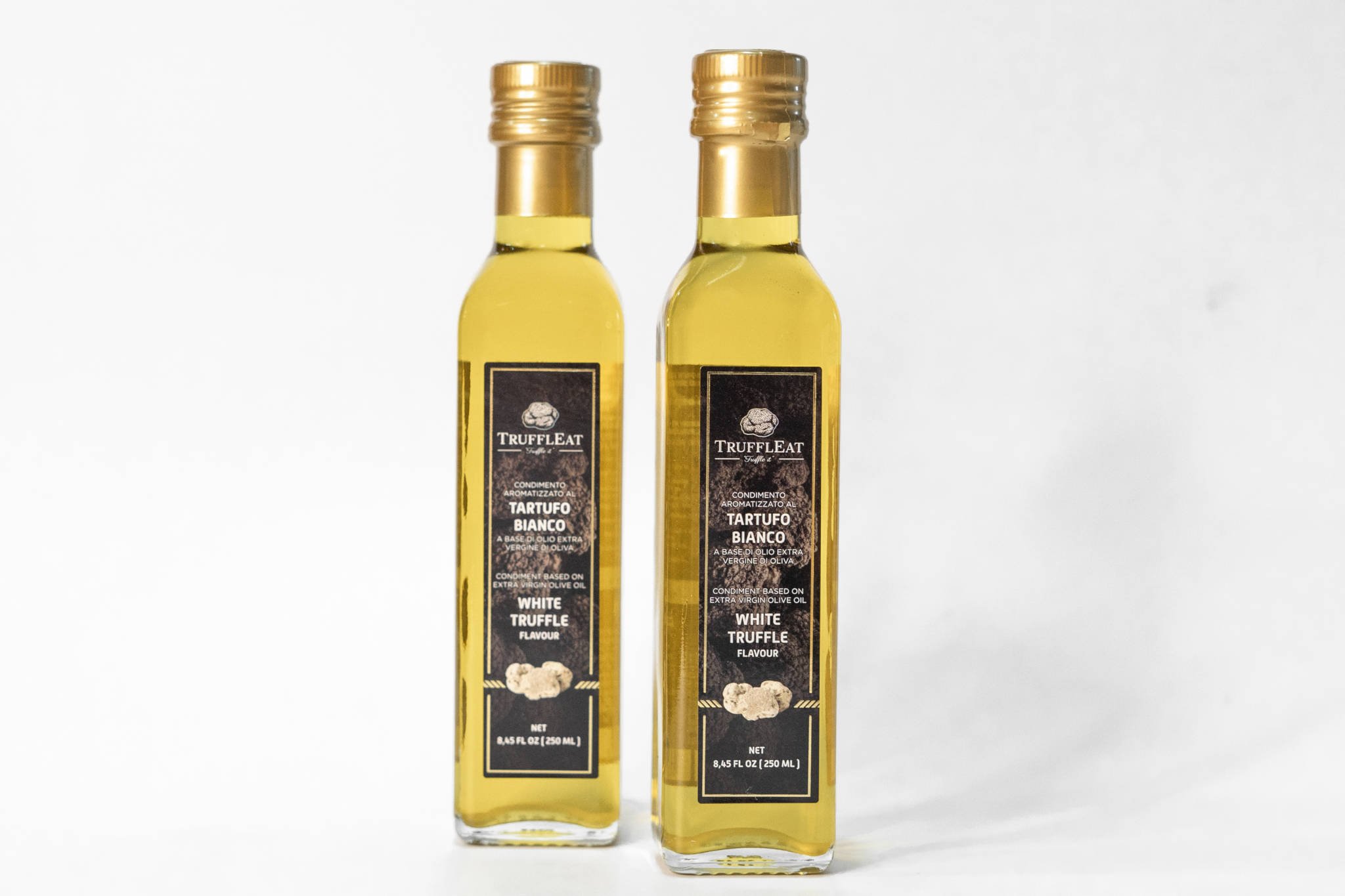 White truffle flavored condiment based on extra virgin olive oil 100 ml